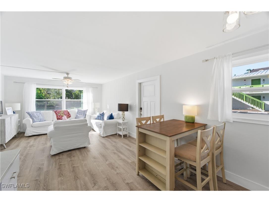 975 9th Avenue S #11 Naples FL 34102 225079992 image9