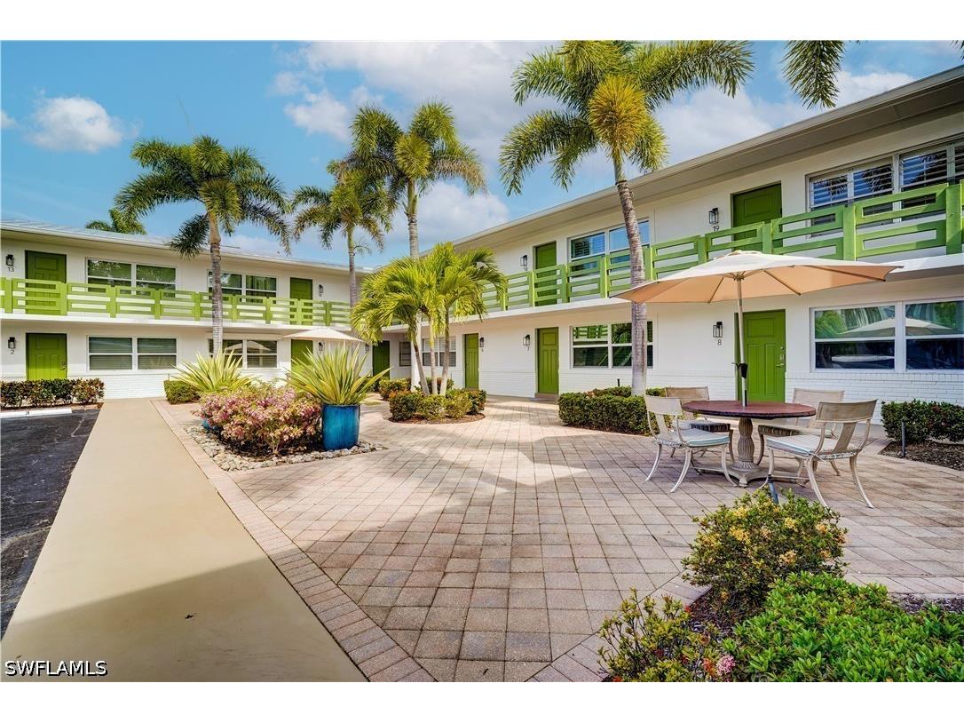 975 9th Avenue S #11 Naples FL 34102 226019202 image18