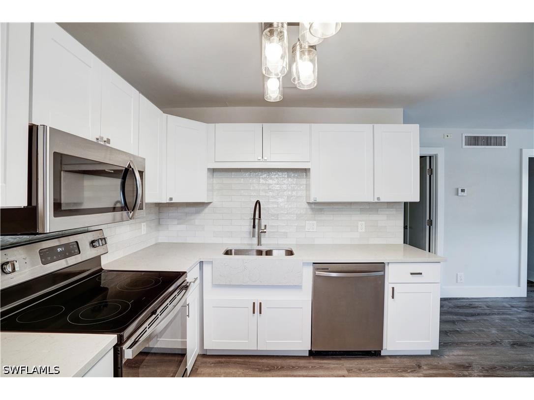 975 9th Avenue S #11 Naples FL 34102 226019202 image6