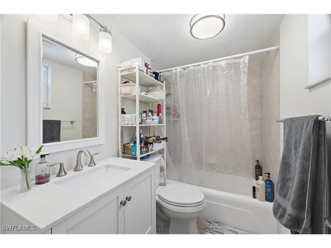 975 9th Avenue S #2 Naples FL 34102 225079991 image12