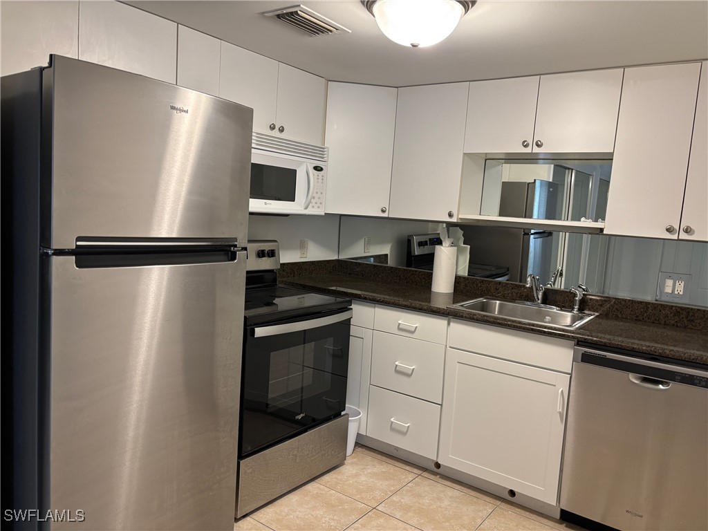 975 9th Avenue S #5 Naples FL 34102 225003505 image1