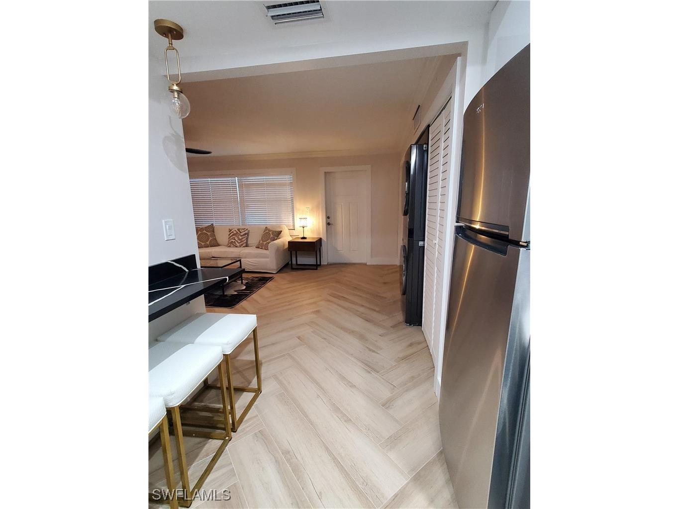 975 9th Avenue S #5 Naples FL 34102 225084378 image5