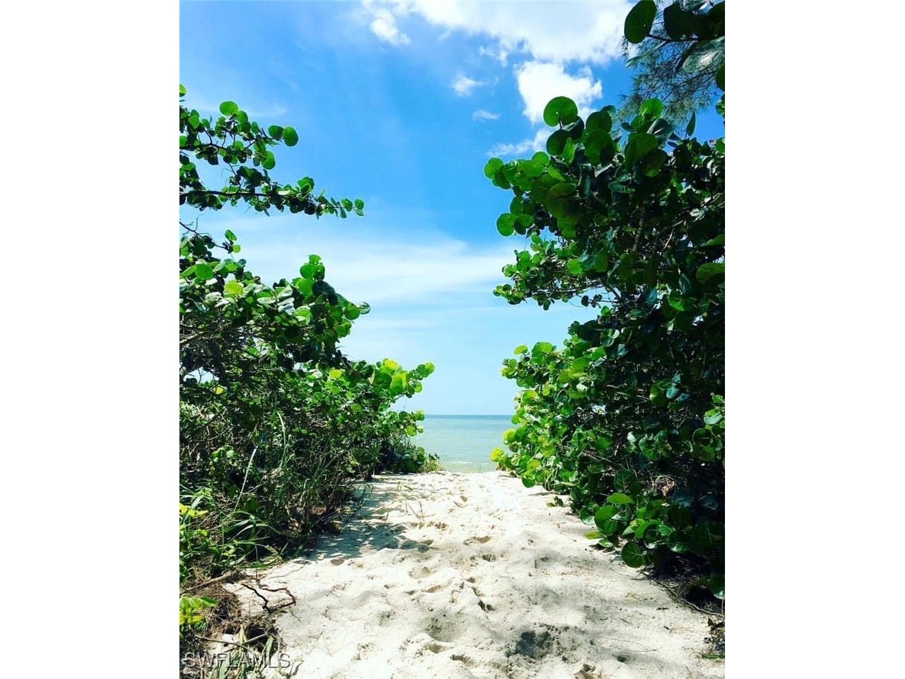 975 9th Avenue S #5 Naples FL 34102 225084519 image17