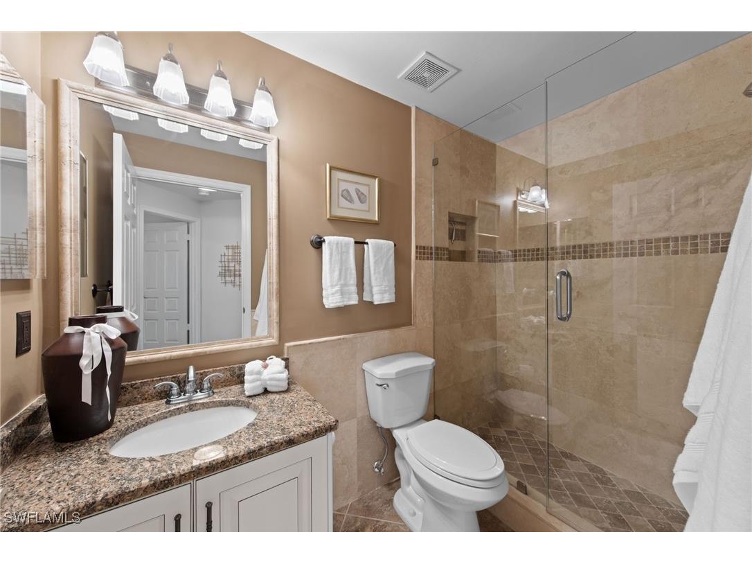 975 Eastham Way #E104 Naples FL 34104 225075173 image24