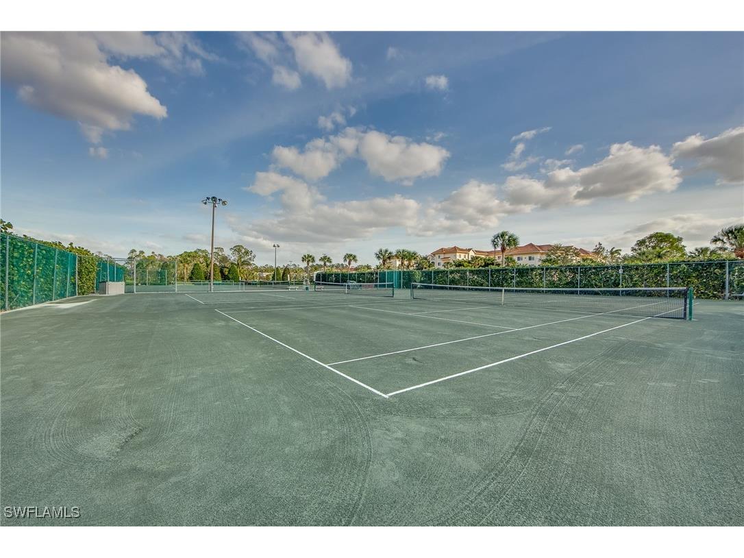 975 Eastham Way #E104 Naples FL 34104 225075173 image42