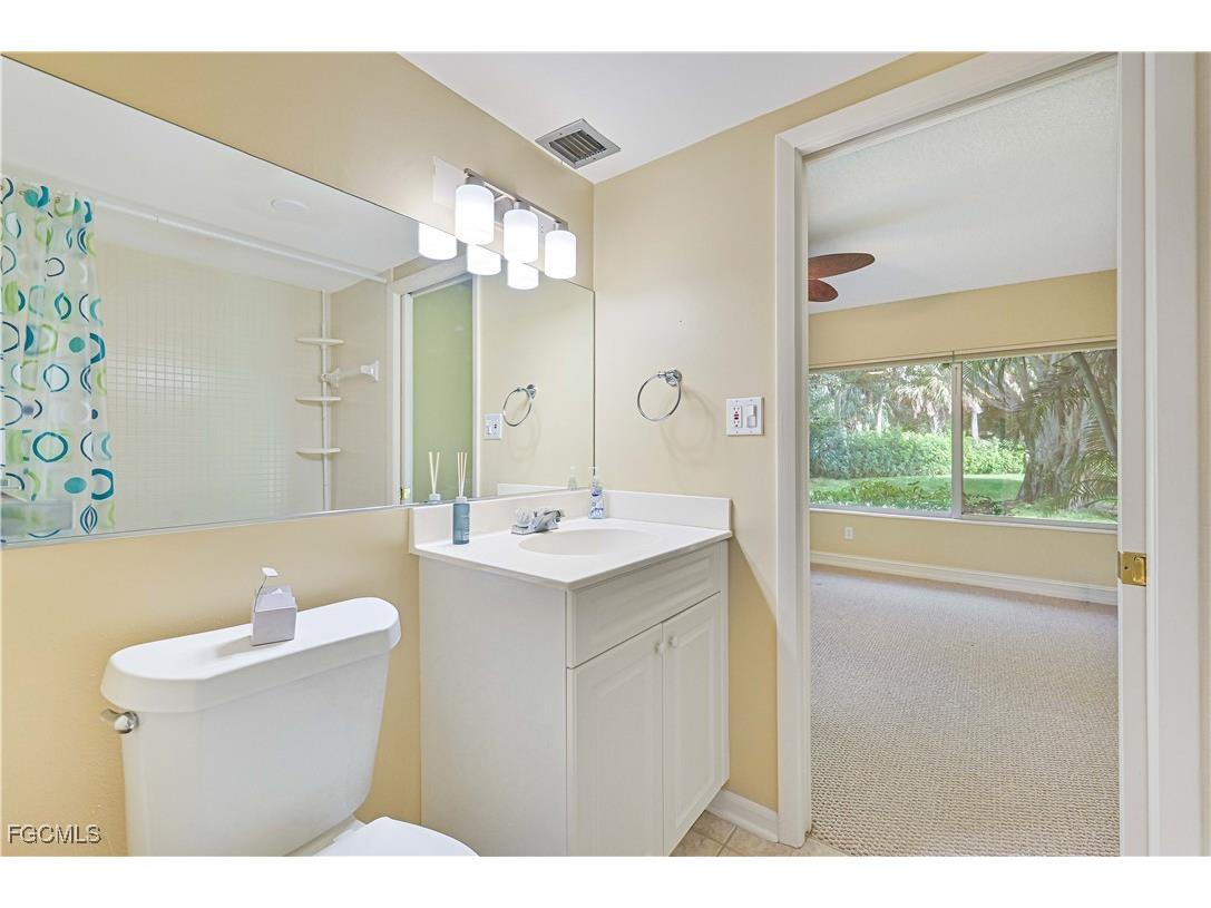 975 Palm View Drive #A101 Naples FL 34110 2025017900 image17