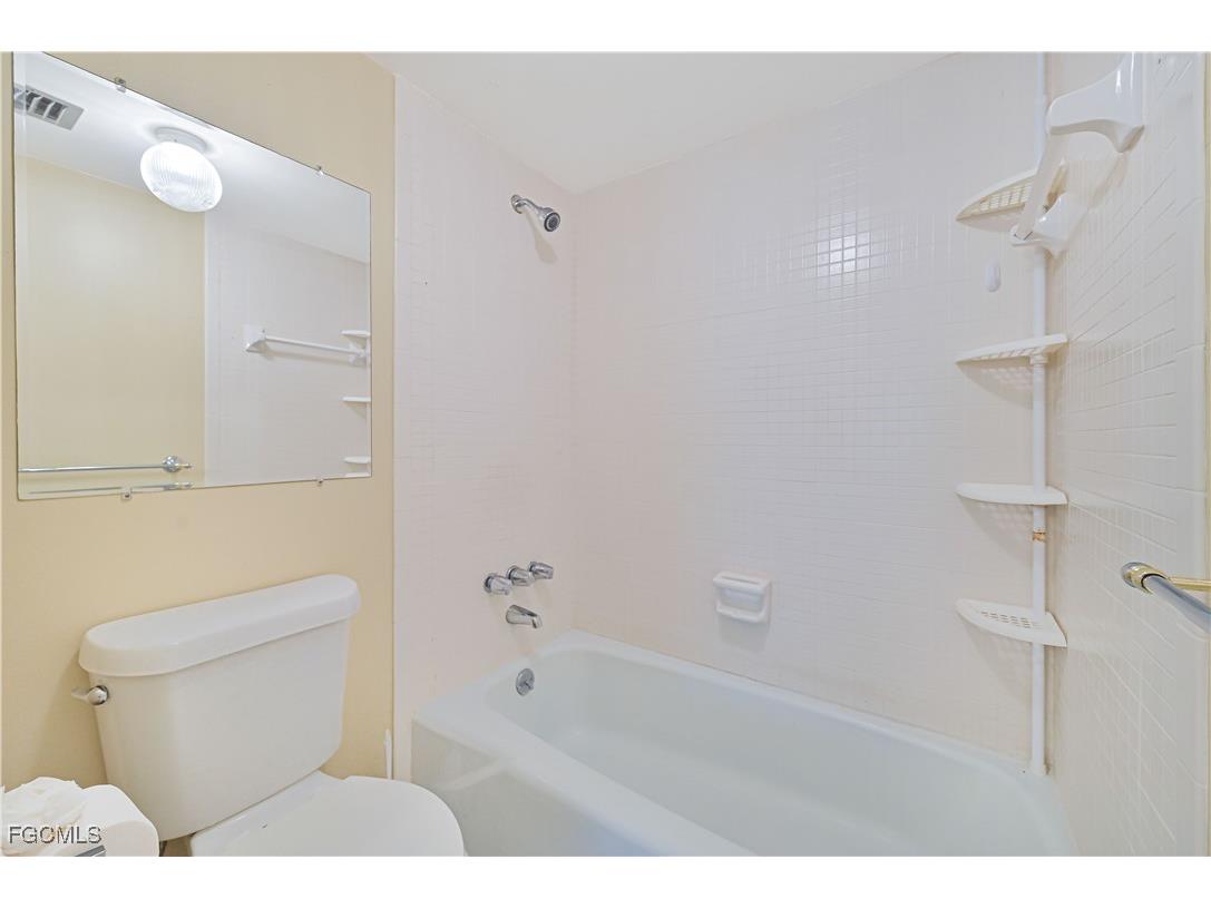 975 Palm View Drive #A101 Naples FL 34110 2025017900 image24