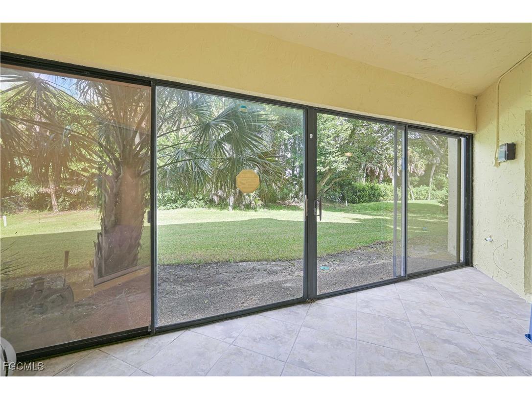 975 Palm View Drive #A101 Naples FL 34110 2025017900 image5