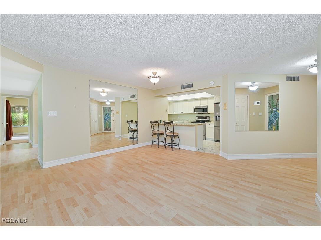 975 Palm View Drive #A101 Naples FL 34110 2025017900 image9
