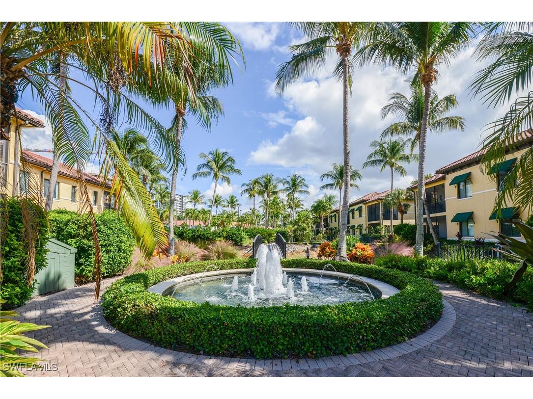 975 Sandpiper Street #A104 Naples FL 34102 225077578 image18