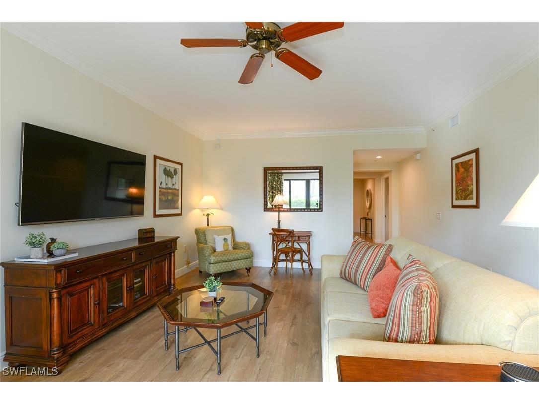 975 Sandpiper Street #A104 Naples FL 34102 225077578 image8