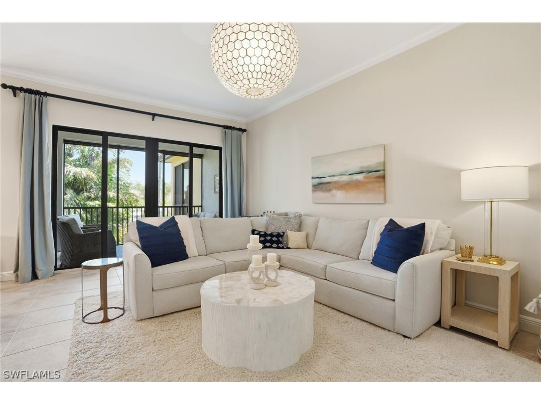 975 Sandpiper Street #A202 Naples FL 34102 226007739 image1