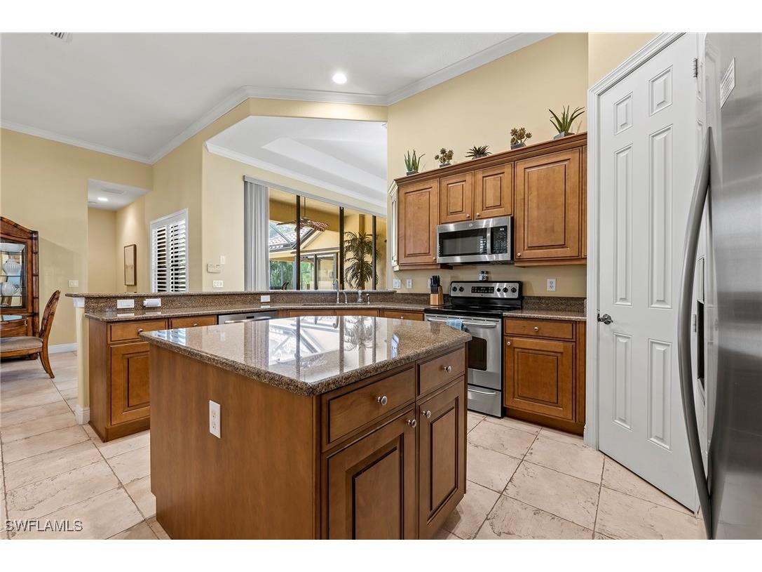 975 Tivoli Court Naples FL 34104 225046233 image12