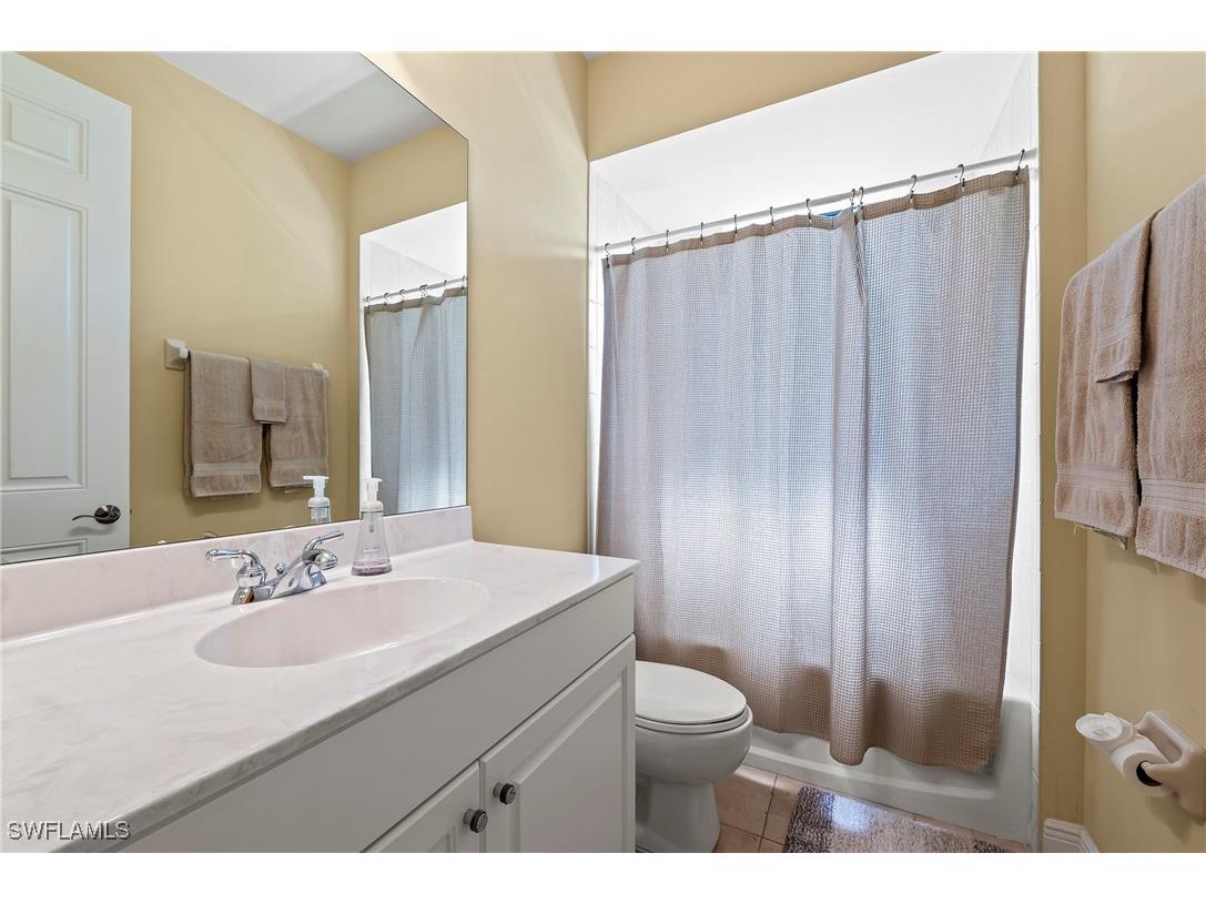 975 Tivoli Court Naples FL 34104 225046233 image23