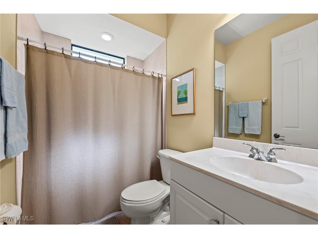 975 Tivoli Court Naples FL 34104 225046233 image26