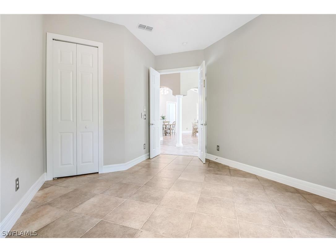 9754 Wilshire Lakes Boulevard Naples FL 34109 224053557 image26