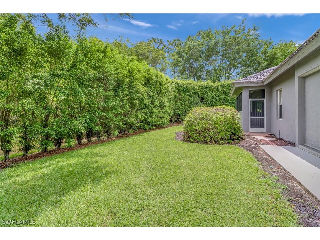 9754 Wilshire Lakes Boulevard Naples FL 34109 224053557 image50