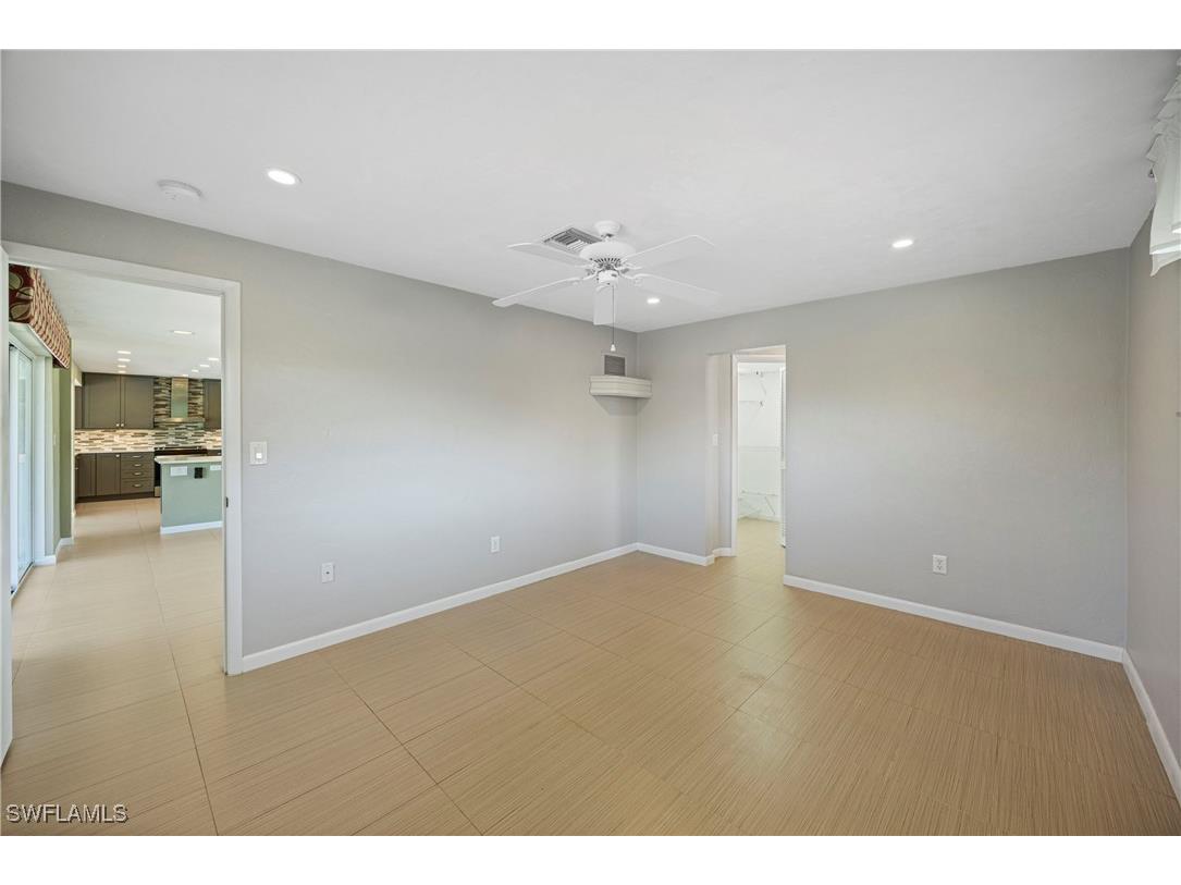 9757 Berkshire Street Naples FL 34109 225074015 image13