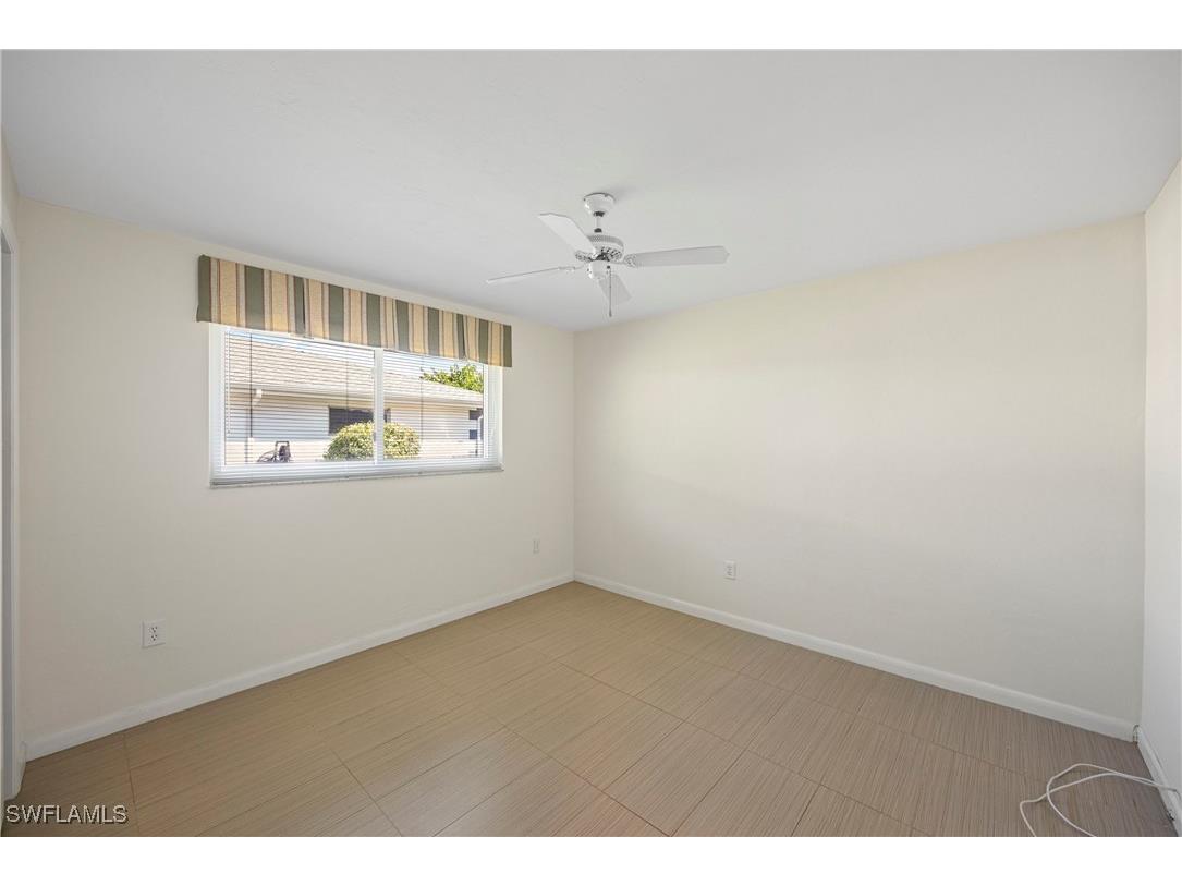 9757 Berkshire Street Naples FL 34109 225074015 image16