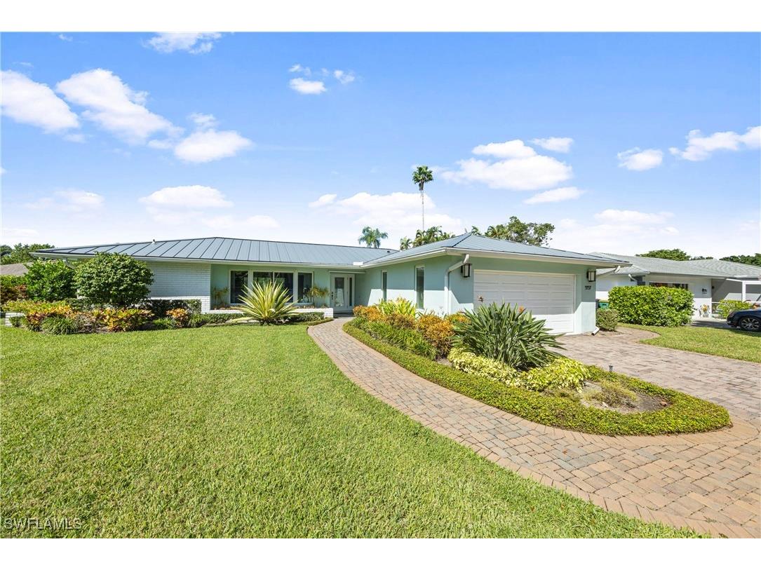 9757 Berkshire Street Naples FL 34109 225074015 image2