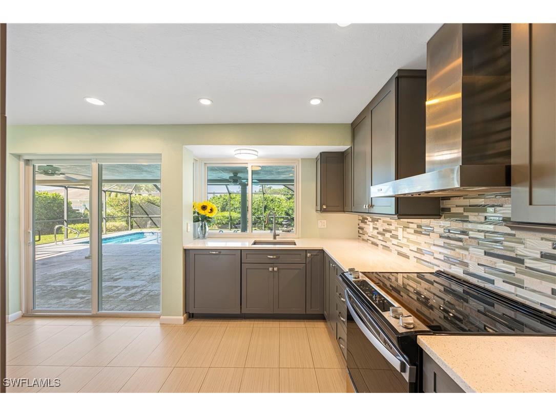 9757 Berkshire Street Naples FL 34109 225074015 image21