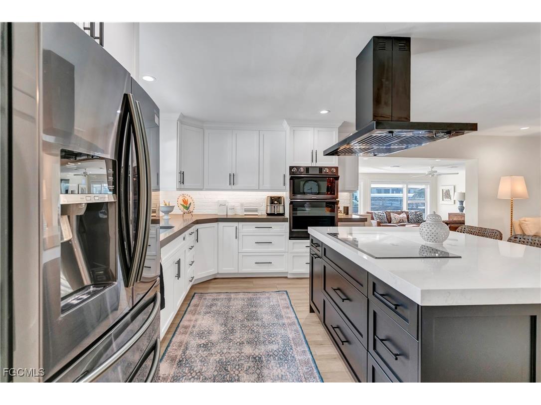 976 N Town And River Drive Fort Myers FL 33919 2026000292 image11