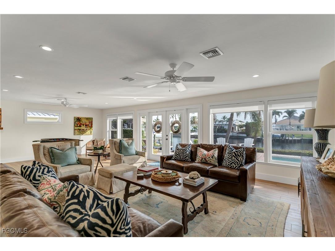 976 N Town And River Drive Fort Myers FL 33919 2026000292 image13