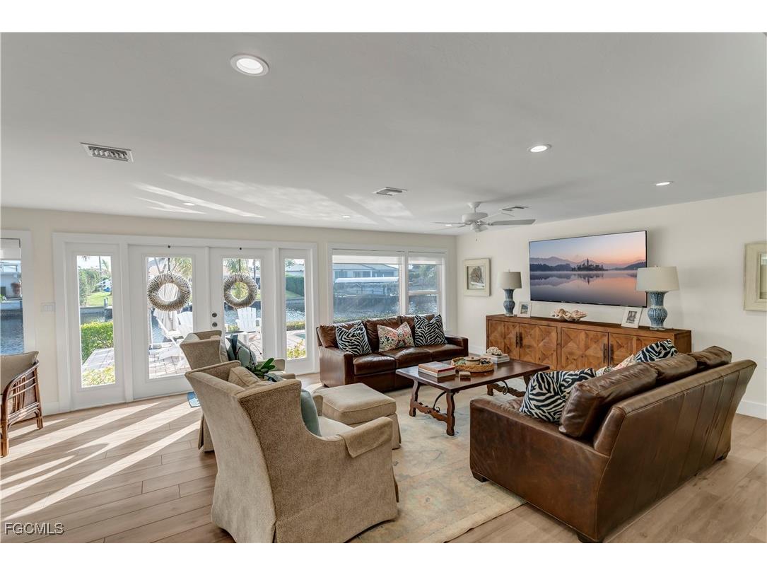 976 N Town And River Drive Fort Myers FL 33919 2026000292 image15