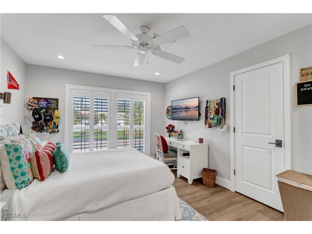 976 N Town And River Drive Fort Myers FL 33919 2026000292 image28