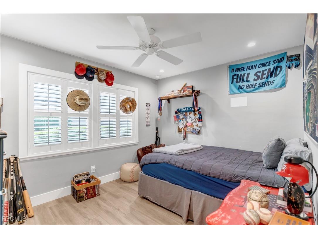 976 N Town And River Drive Fort Myers FL 33919 2026000292 image35