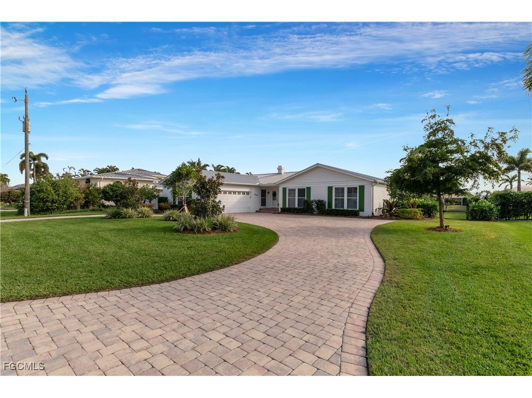 976 N Town And River Drive Fort Myers FL 33919 2026000292 image40