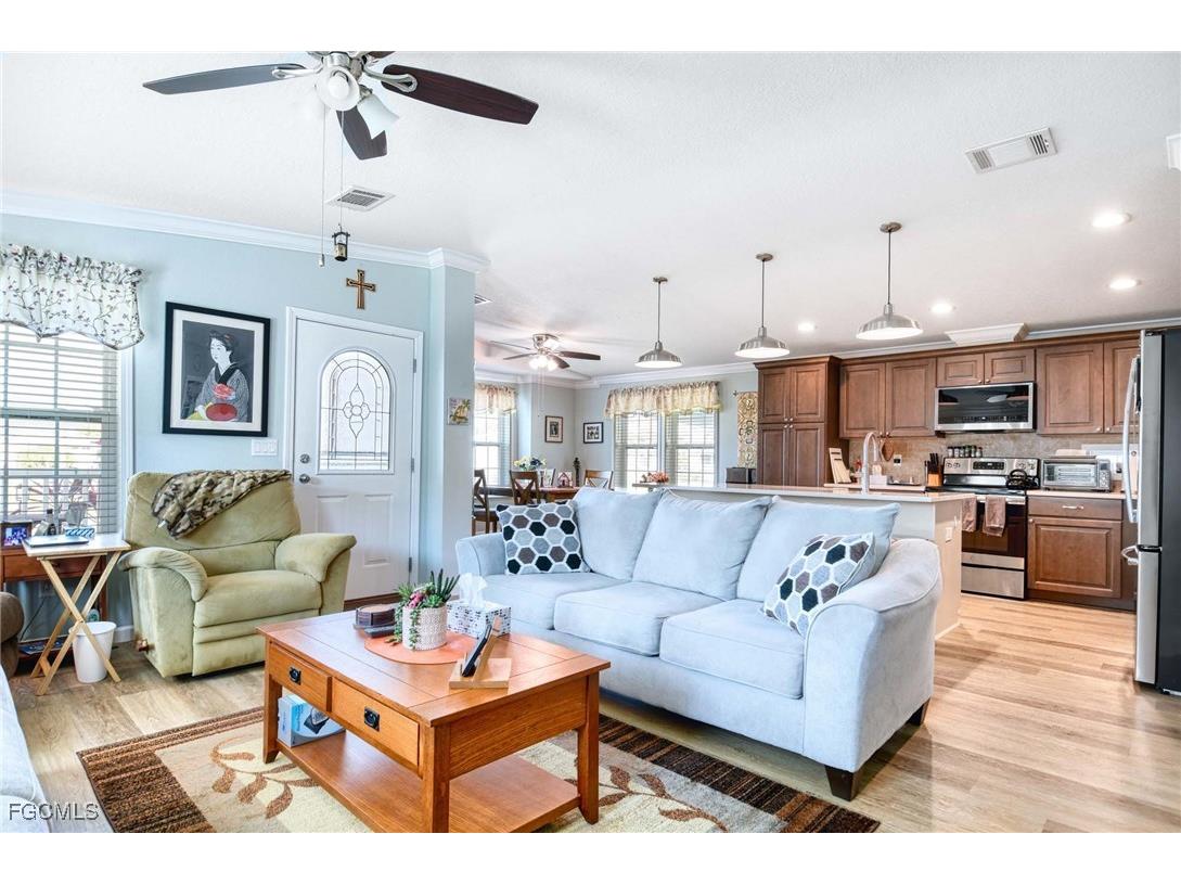  Fort Myers FL 33905 2025019939 image4