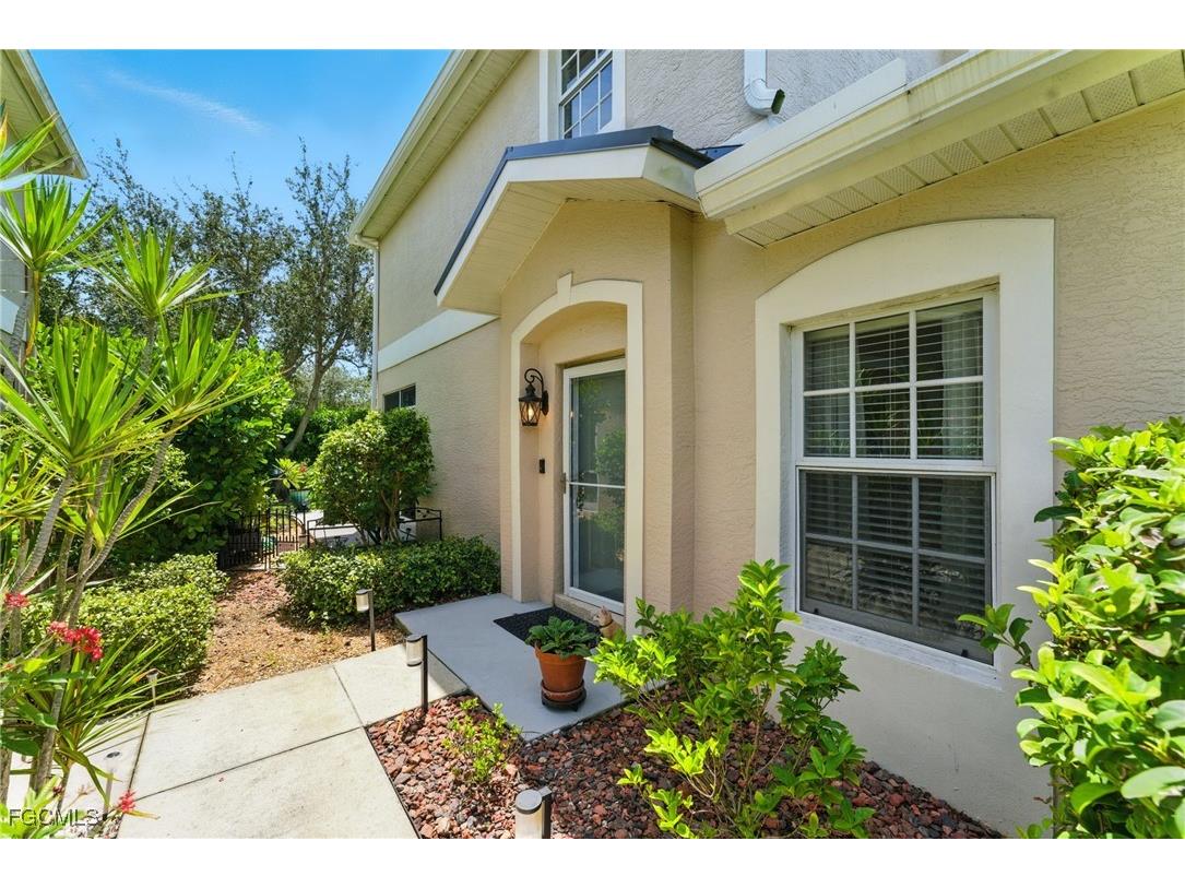 9763 Glen Heron Drive Bonita Springs FL 34135 2025008925 image3