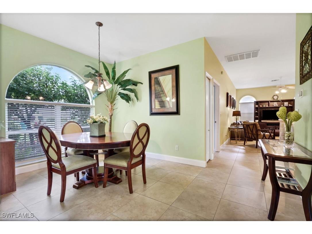 977 Briarwood Boulevard Naples FL 34104 225082258 image8