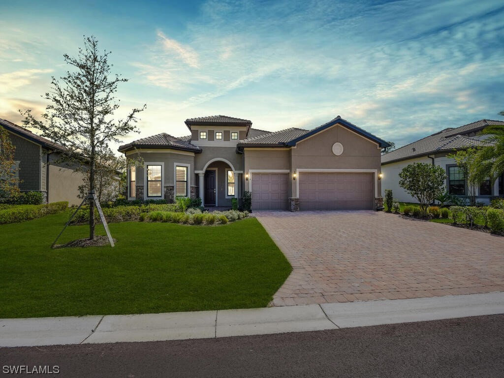 9774 Everglades Drive Naples FL 34120 223022025 image1