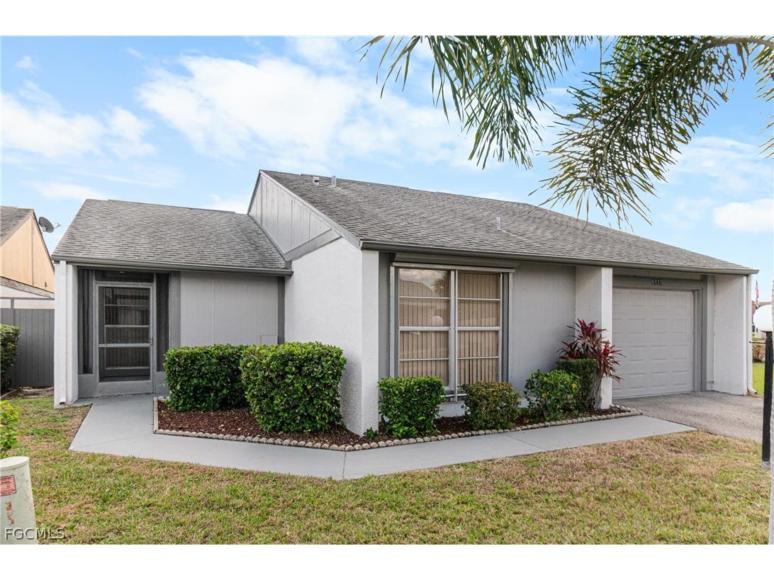 9777 Oakcrest Court Lehigh Acres FL 33936 2026008969 image2