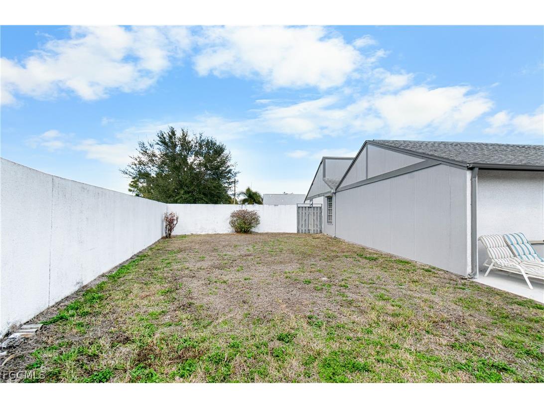 9777 Oakcrest Court Lehigh Acres FL 33936 2026008969 image34