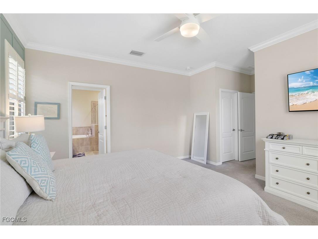 9778 Mirada Boulevard Fort Myers FL 33908 2025004438 image17