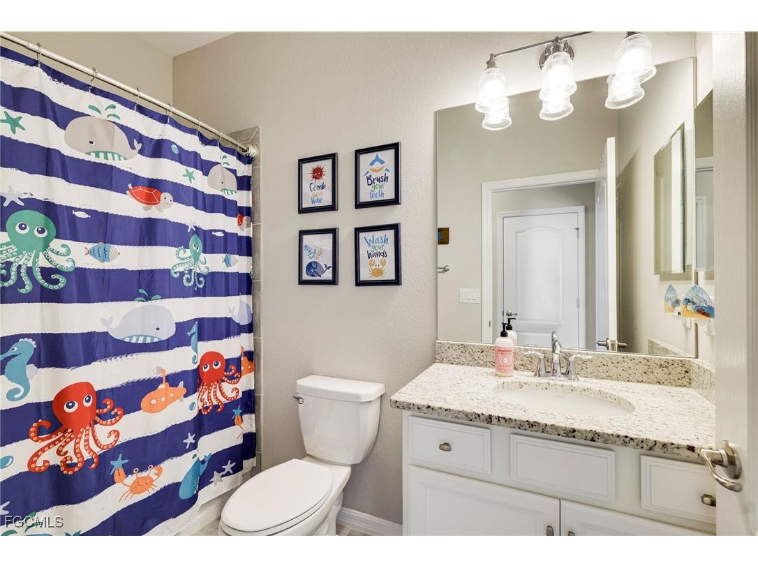 9778 Mirada Boulevard Fort Myers FL 33908 2025004438 image24