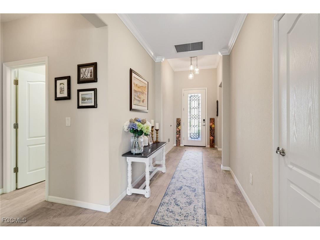 9778 Mirada Boulevard Fort Myers FL 33908 2025004438 image4
