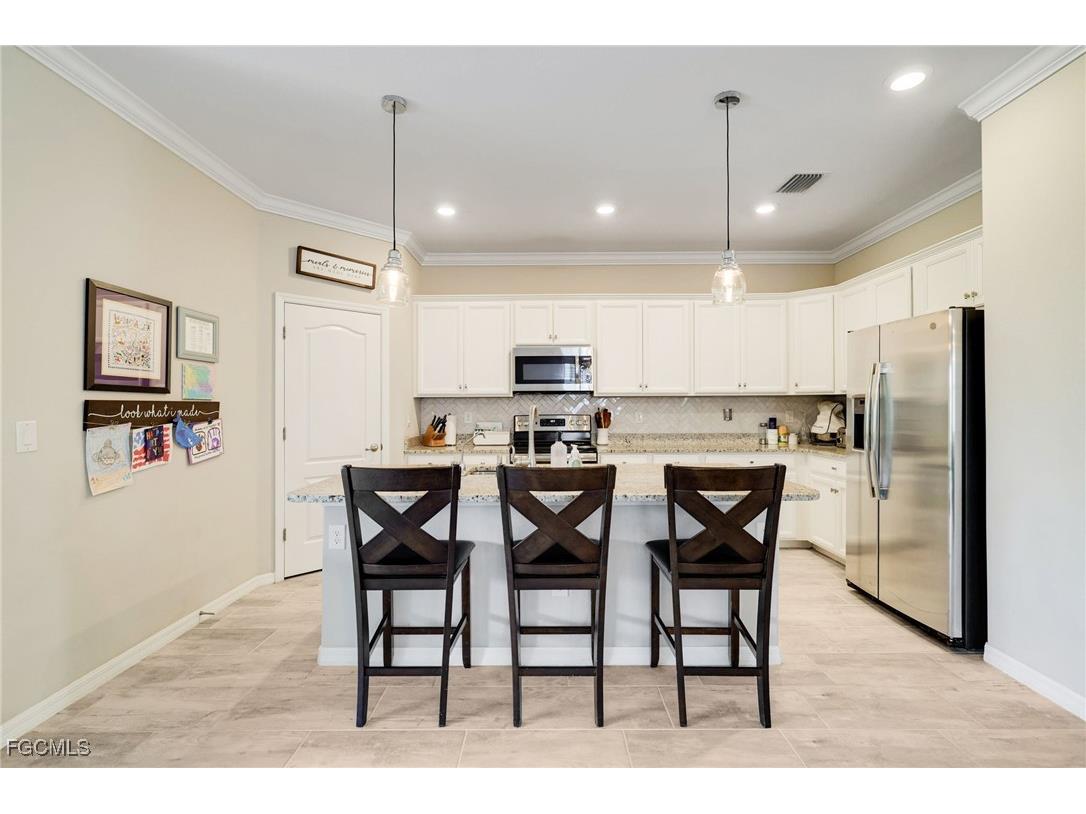 9778 Mirada Boulevard Fort Myers FL 33908 2025004438 image7