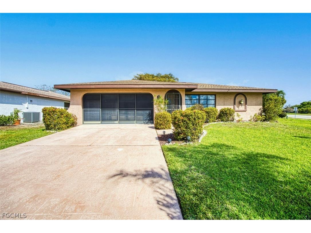 9780 Owlclover Street Fort Myers FL 33919 2026012862 image1