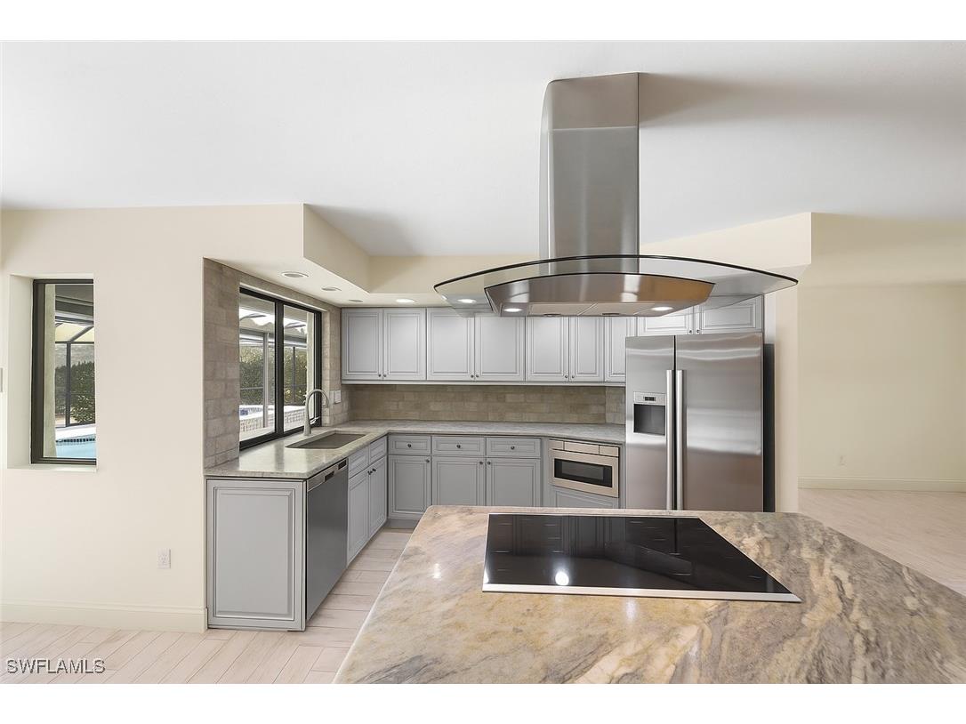 9782 Campbell Circle Naples FL 34109 225058092 image10