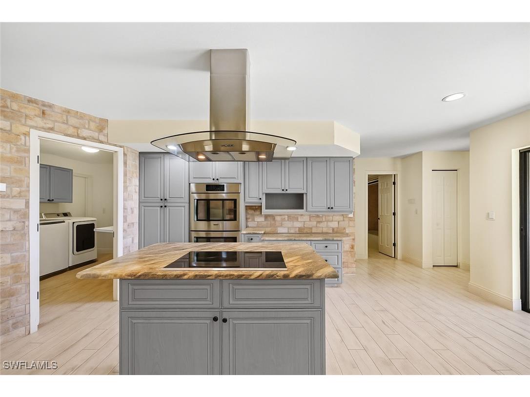 9782 Campbell Circle Naples FL 34109 225058092 image11