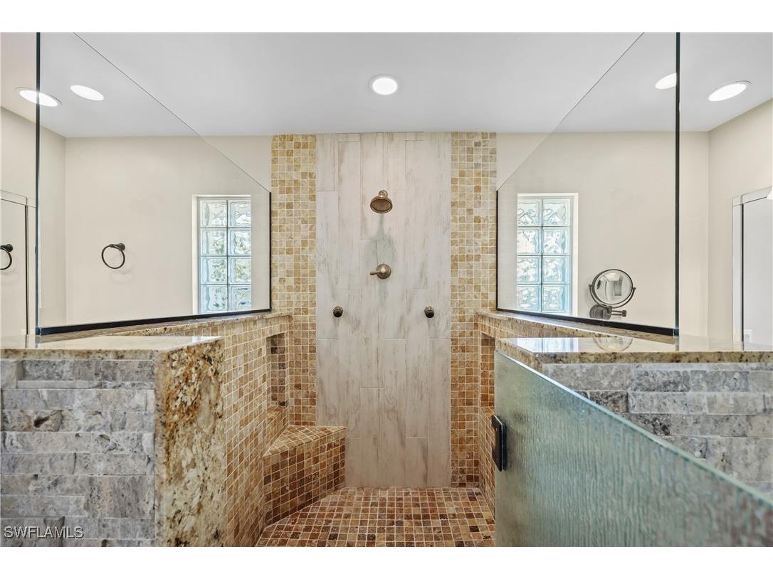 9782 Campbell Circle Naples FL 34109 225058092 image14