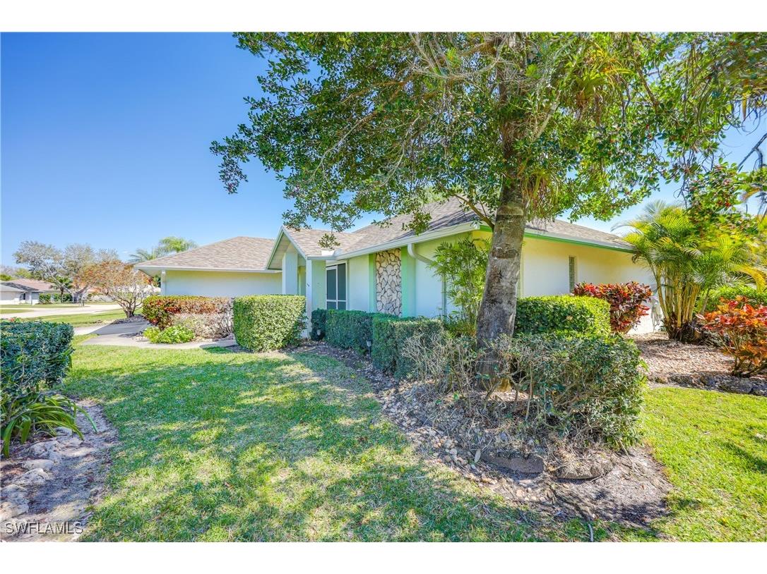 9782 Campbell Circle Naples FL 34109 225058092 image3