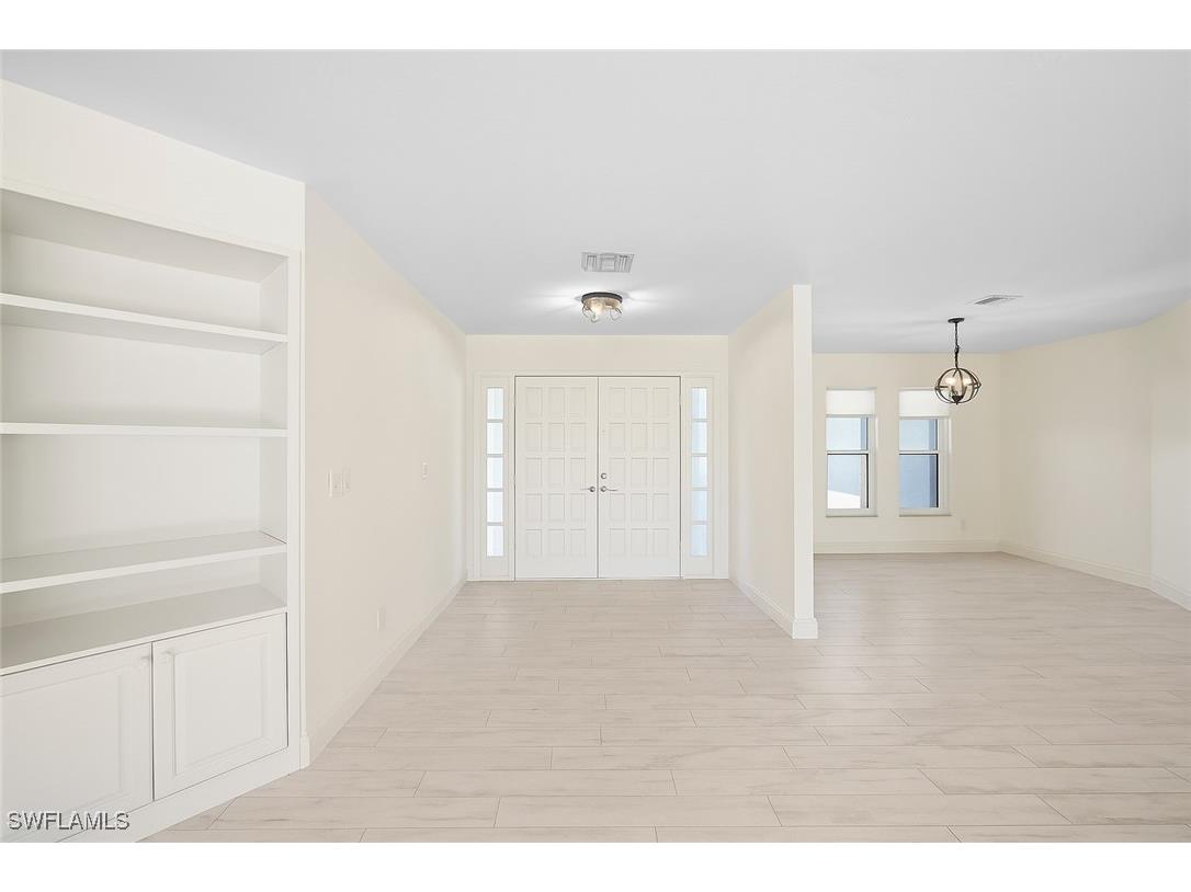 9782 Campbell Circle Naples FL 34109 225058092 image4