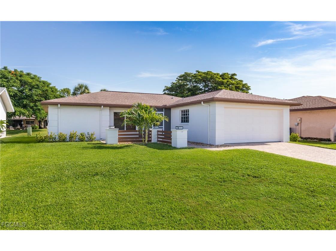 9782 Owlclover Street Fort Myers FL 33919 2025002664 image1