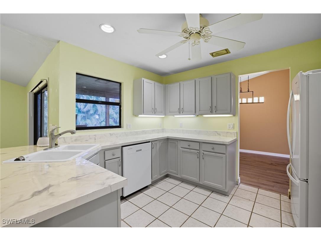 9783 Country Oaks Drive Fort Myers FL 33967 225072001 image10