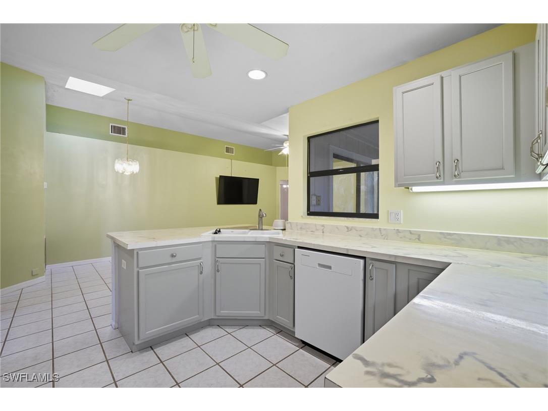 9783 Country Oaks Drive Fort Myers FL 33967 225072001 image18